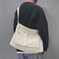 Büyük boy çok bölmeli omuz çantası