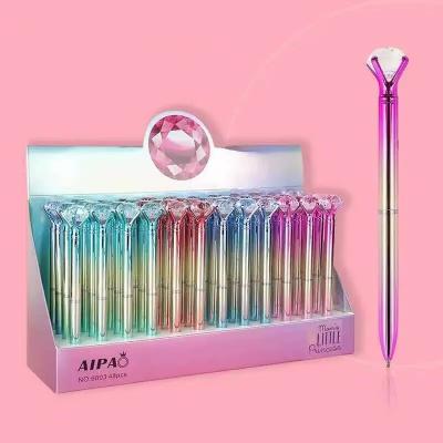 Büyük elmas başlıklı kalem