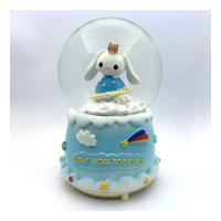 Gezegen üstünde Cinnamonroll kar küresi büyük boy 