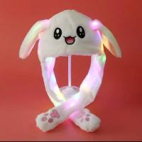 Kulakları hareket eden şapka tavşan 