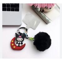 Kuromi ay üstünde ponponlu anahtarlık