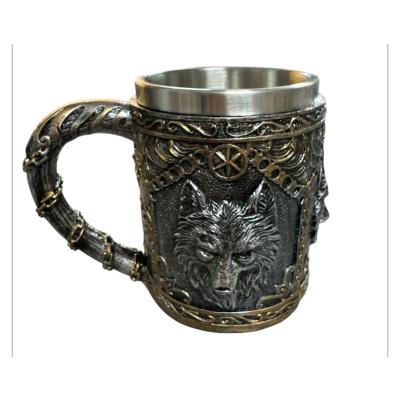 Mitolojik Kurt Figürlü Gold Detaylı Çelik Kupa